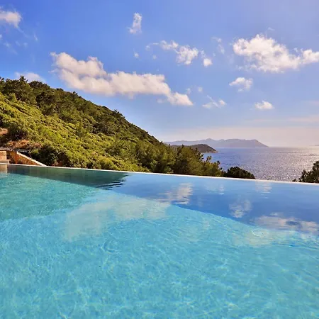 Kale Suites, Heated Pool In Winter, Adults Only